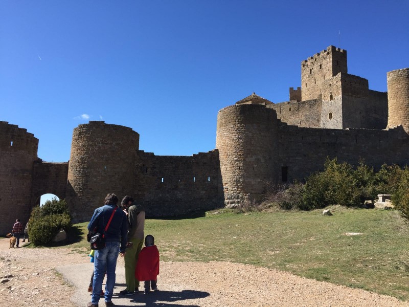Castillo de Loarre y Niños