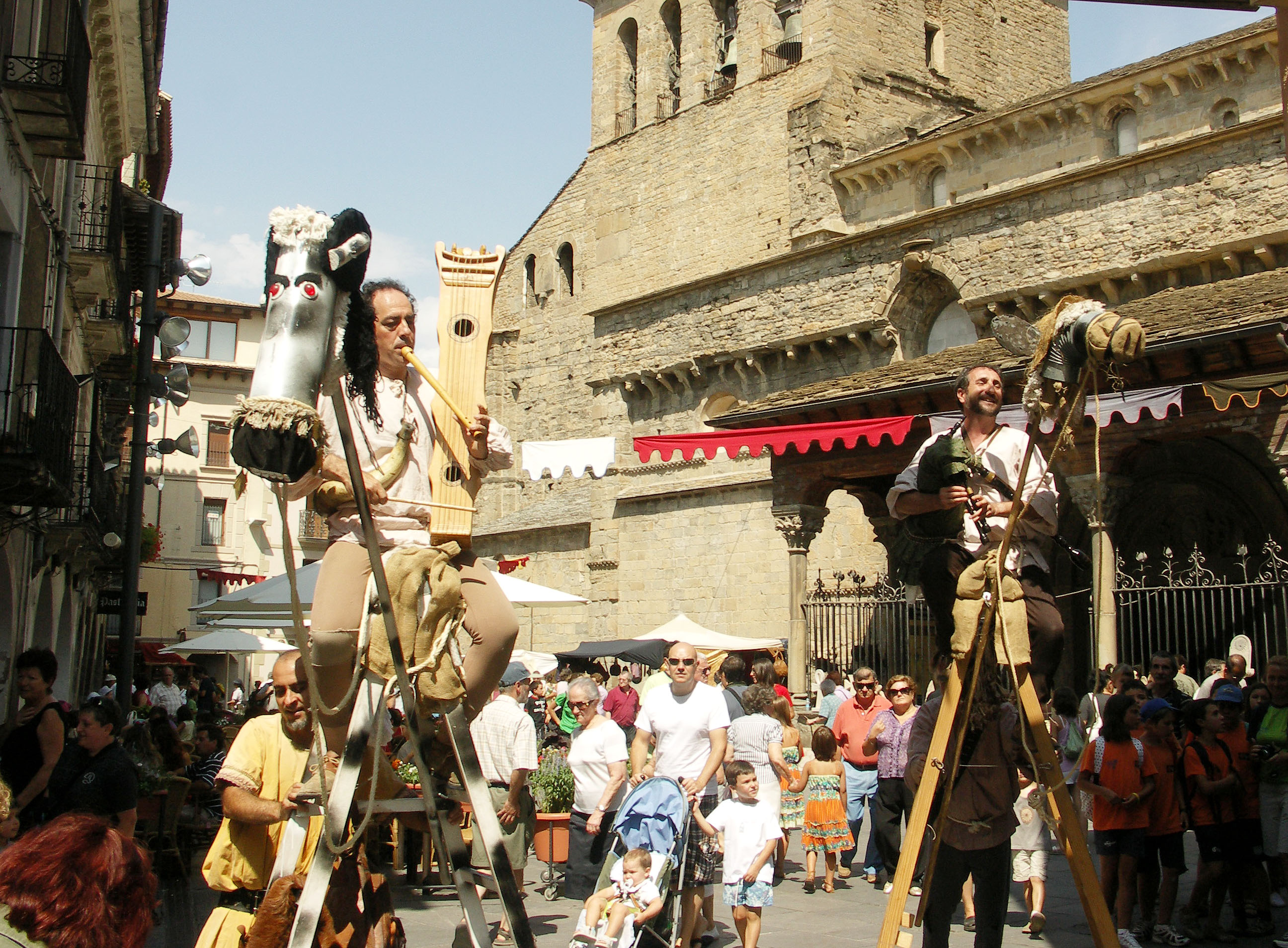 El genial Mercado Medieval de las Tres Culturas en Jaca