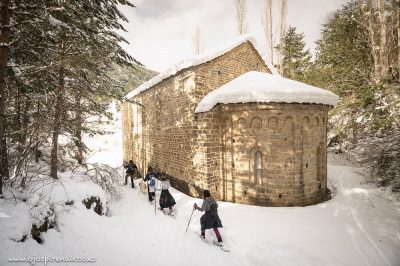 ❄️⛷ 4 destinos para practicar raquetas de nieve en Huesca